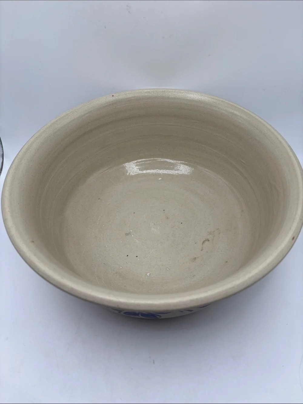 Williamsburg Pottery Rare Beautiful Bowl with Blue Floral Motif